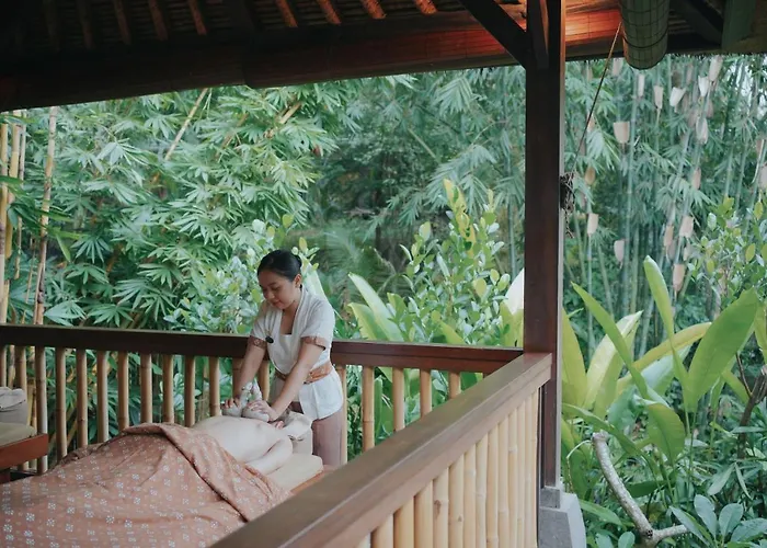 Nyuh Bali &